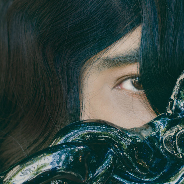 Imagem da capa do álbum "Trança" da Ava Rocha